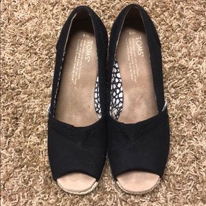 Toms Black Wedges